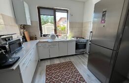 Duplex cu 5 camere, acces restrictionat, zona de case