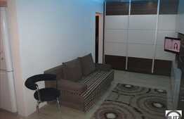 Garsoniera 28 mp, complet mobilat, etaj intermediar,zona strazii Bucuresti