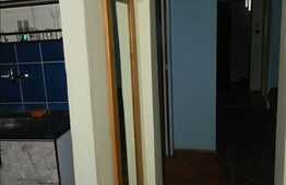 Apartament 3 camere, 55 mp utili, decomandat, zona strazii Donath!