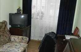 Apartament 3 camere, 55 mp utili, decomandat, zona strazii Donath!