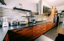 Apartament de vanzare in SEMILUNA. Premium. Raritate.