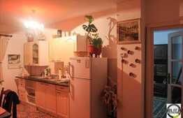 Apartament de vanzare, 3 camere, 64 mp, boxa, parcare, zona Iulius Mall!