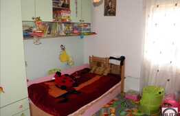 Vanzare 3 camere, 65 mp, POD de 40 mp, boxa depozitare, parcare! Zona Teilor!