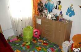 Vanzare 3 camere, 65 mp, POD de 40 mp, boxa depozitare, parcare! Zona Teilor!