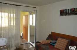 Apartament 2 camere, 55 mp, doua balcoane inchise, zona strazii Porii!