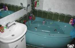 Apartament 3 camere, 66 mp, mobilat, garaj, boxe, zona strazii Bistritei