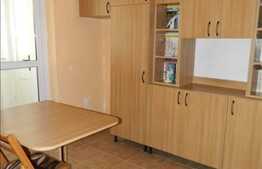 Apartament 3 camere, 66 mp, boxa la subsol, zona strazii Fantanele