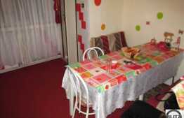 Apartament 2 camere, 48 mp utili, boxa la subsol, zona strazii Barsei!