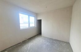 Apartament cu 3 camere, 68 mp, semifinisat, cu parcare, zona strazii Razoare