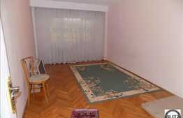 Vanzare 4 camere, 87 mp, decomandat, parcare, etaj intermediar, zona centrala!