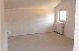 Vanzare 3 camere semifinisat, zona Tauti