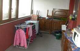 Vanzare 2 camere, 60 mp, terasa, zona Sub Cetate, optional garaj si loc parcare!