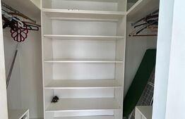 Apartament 3 camere la casa, 80 mp, curte, zona Piata 1 Mai