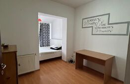 Apartament 3 camere la casa, 80 mp, curte, zona Piata 1 Mai