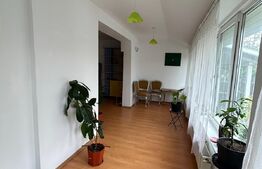 Apartament 3 camere la casa, 80 mp, curte, zona Piata 1 Mai