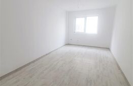 Apartament 3 camere,  gradina de 106 mp, Zona strazii Rozoare