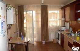 Apartament 3 camere , cu loc parcare,  zona Hotel Athos