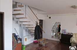 Vanzare apartament pe doua nivele, 100 mp, zona strazii Tauti! Parcare cu CF!