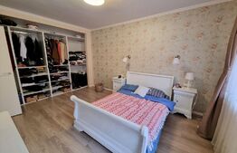 Apartament 4 camere, 96 mp, 2 balcoane, parcare, zona Restaurantului Regal