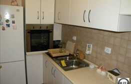 De vanzare 2 camere, 45 mp utili, balcon, zona strazii Eroilor! Parcare inclusa!