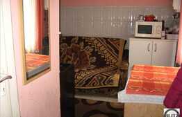 Vanzare 1 camera, decomandat, 34 mp utiil, balcon, garaj, zona strazii Sobarilor