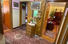 Apartament cu 3 camere decomandat zona