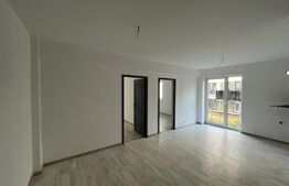 Apartament 3 camere, gradina 106mp, parcare, zona Vivo, bloc nou