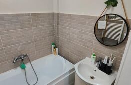 Apartament de 2 camere, la cheie, etaj 1, zona centrala