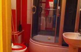 Vanzare 2 camere, 53 mp, decomandat, 1 balcon, parcare, zona strazii Byron