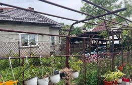 Casa pe un singur nivel, front 13ml, teren 300mp, Zona Gruia