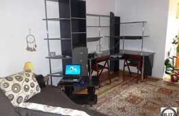 Garsoniera de vanzare, 28 mp utili, etaj intermediar, zona Primaverii!