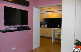 De vanzare, 3 camere, 66,5 mp, etaj intermediar, parcare, zona Edgar Quinet!