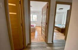 Apartament de 3 camere, decomandat, etaj 1, Piata Cipariu