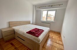Apartament de 3 camere, decomandat, etaj 1, Piata Cipariu