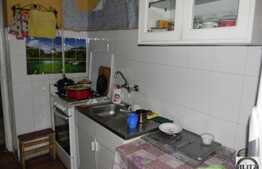 1 camera, 32 mp utili, 15 mp curte, boxa la subsol, zona strazii Albert Einstein