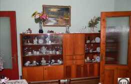 Apartament de vanzare, 3 camere, 52 mp, etaj intermediar, zona strazii Retezat!