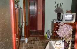 Apartament de vanzare, 3 camere, 52 mp, etaj intermediar, zona strazii Retezat!