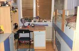 Apartament de vanzare, 3 camere, 70 mp, boxa la subsol, zona strazii Mehedinti!