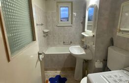 Apartament cu 2 camere decomandat, etaj intermediar cu balcon zona 