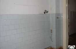 Garsoniera, 28 mp, semidecomandat, boxa la subsol, zona strazii Memorandumului!