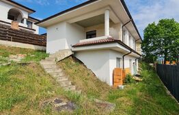 Casa individuala, 4 camere, 420 mp de teren, zona de case