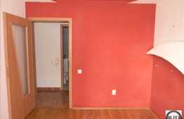 Apartament de vanzare, 3 camere, 72 mp, etaj intermediar zona strazii Campului!