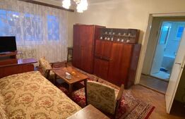 Apartament cu 2 camere decomandat, balcon, etaj intermediar zona Primaverii