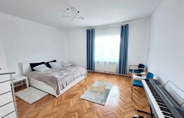 Apartament de 3 camere, 90mp, Centrul Istoric
