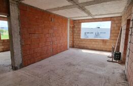 Oportunitate!Apartament cu 3 camere, etaj intermediar, orientat Sud-Est, bloc tip Villa langa ViVO