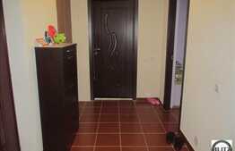 Vanzare mansarda 2 camere, 61 mp, POD amenajat de 35 mp, zona Florilor!