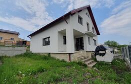 Casa de vanzare, Iris Valea Chintaului 260mp utili 500 mp teren, piscina