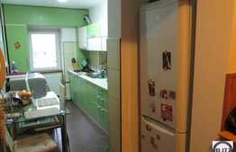 3 camere, decomandat, 65 mp utili, 2 balcoane, boxa la subsol, zona FSEGA!