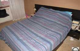 3 camere, decomandat, 65 mp utili, 2 balcoane, boxa la subsol, zona FSEGA!