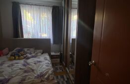 Apartament cu 3 camere decomandat, etaj intermediar cu balcon zona 